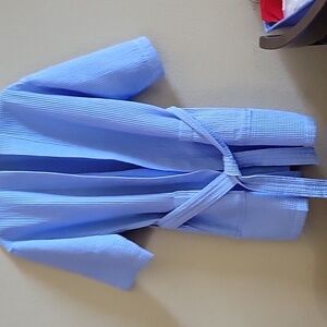 Turquaz women's lightweight robe in size s/m